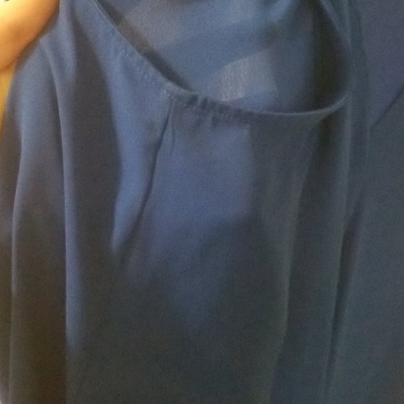 V Neck Blouse - Picture 4 of 4